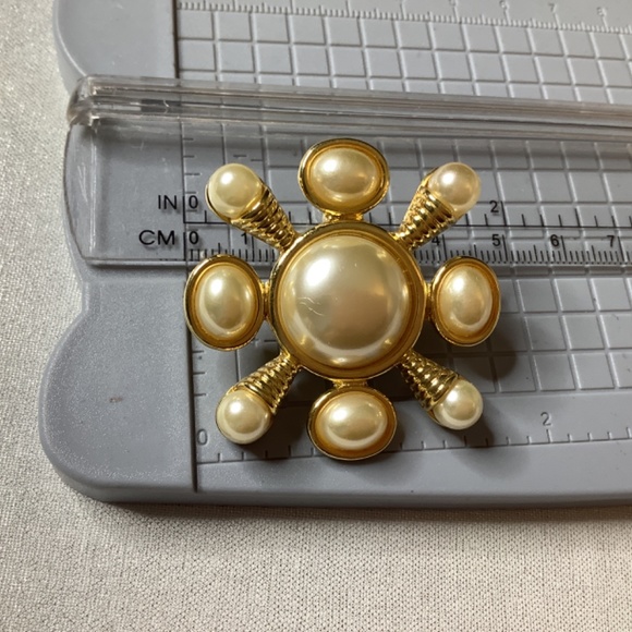 Vintage KJL Necklace/ Brooch - Picture 9 of 11